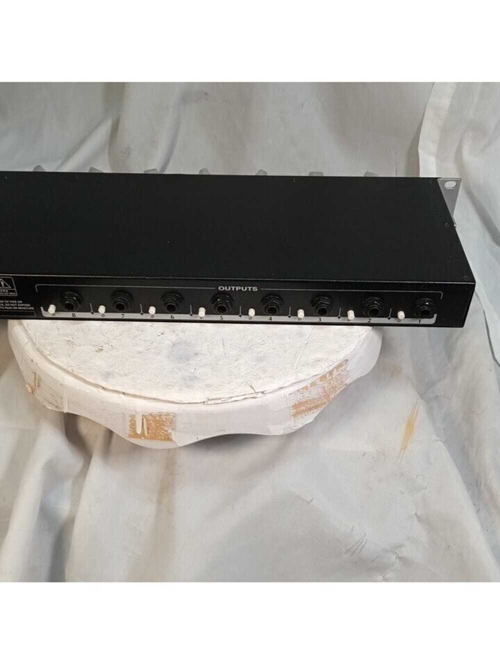 SM Pro Audio PR8E 8-Channel Mic Preamp Rack Phantom Power - Picture 7 of 7